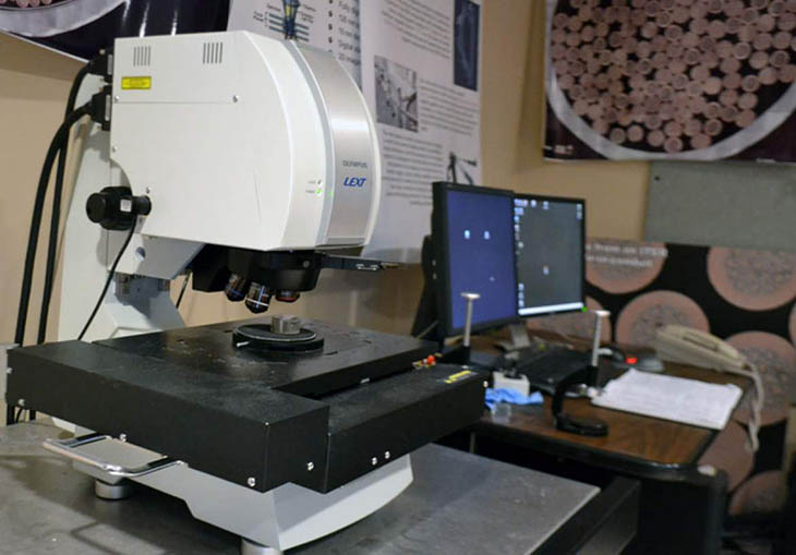 Scanning laser confocal microscope