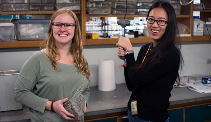 Shuying Yang (right) has been a peer mentor to fellow geochemistry graduate research assistant Stevie Henrick.
