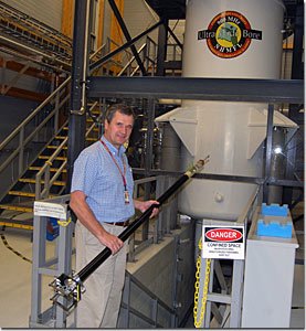 MagLab scientist Victor Schepkin uses the "rodent probe" in the 900 MHz NMR magnet.