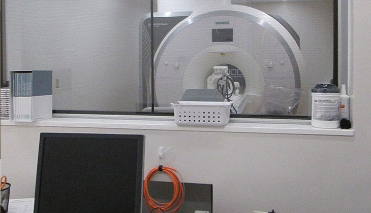3T, 60 cm Siemens Prisma MRI (Gainesville) - MagLab