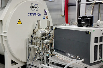 21 Tesla FT ICR Superconducting magnet