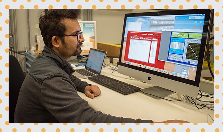 Tushar Bhowmick observes data coming in at the MagLab.