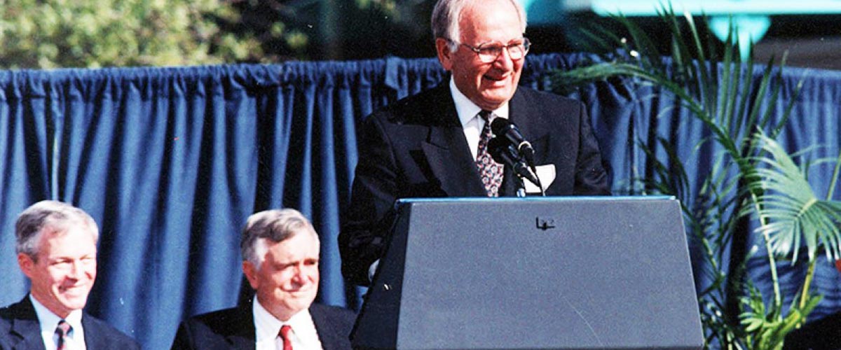 John Robert “Bob” Schrieffer, a former chief scientist at the National MagLab, addresses the crowd at the October 1994 dedication for the lab’s new Tallahassee site.
